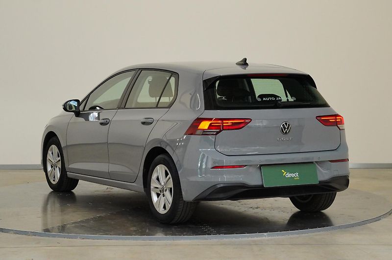 Volkswagen Golf - fotka 4 z 6