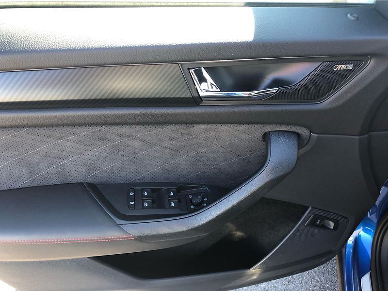 Škoda Kodiaq 2,0 TDI RS - fotka 15 z 30
