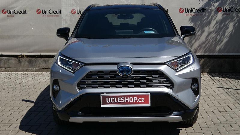 Toyota RAV4 2.5 Hybrid Selection 4WD e-CVT - fotka 2 z 24
