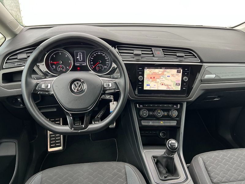 Volkswagen Touran (2019) 2.0TDI 110kW! Join! ROZVODY! - fotka 13 z 36