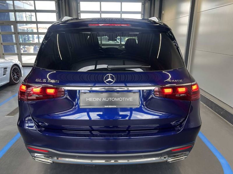 Mercedes-Benz GLS (2026) 580 4MATIC - fotka 4 z 6