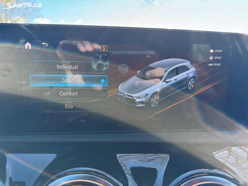 Mercedes-Benz Třídy A (2020) 180 CDi 85kW VIDEOPROHLÍDKA - fotka 21 z 32