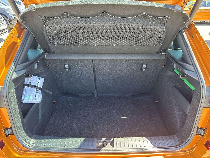 Škoda Kamiq (2025) 1.5 TSI Monte Carlo - fotka 28 z 29