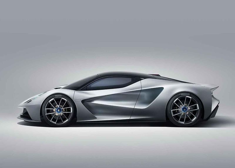 Lotus Evija nabídne zrychlení z nuly na 300 km/h za 9 sekund.