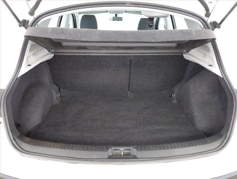 Nissan Qashqai (2013) 1.6, ČR,1.maj, Serv.kniha - fotka 12 z 13
