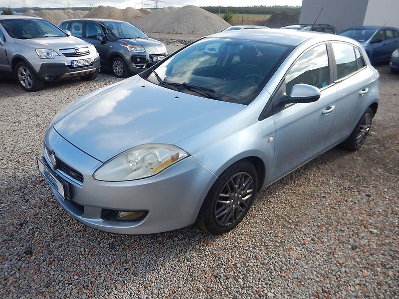 Fiat Bravo 1.4 T-Jet, 88 kW, KLIMA - fotka 2 z 25