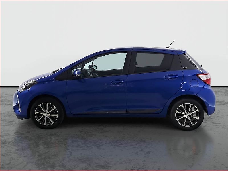Toyota Yaris (2019) 1.5 Dual VVT-i, Serv.kniha - fotka 3 z 16