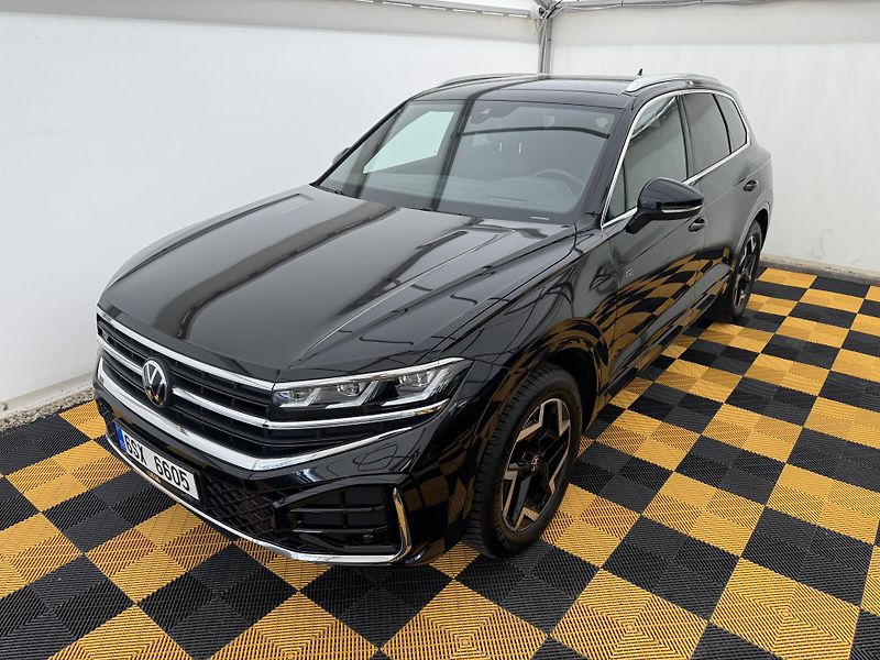Volkswagen Touareg 3.0Tdi*1-MAJ*DPH*HUD*R-LINE* - fotografie inzerátu