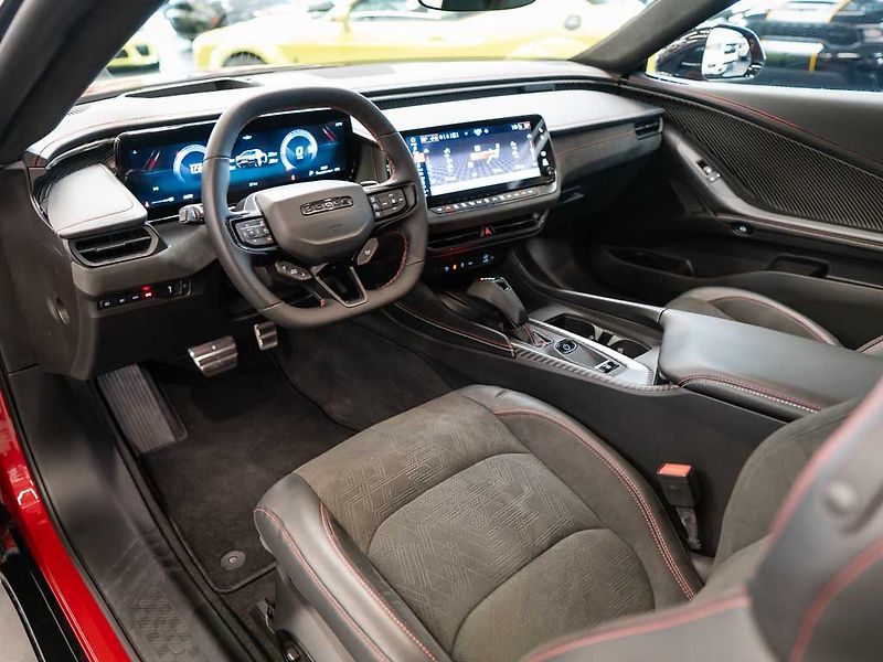 Dodge Charger (2024) 0.0 EV Scat Pack 670HP AWD - fotka 12 z 44