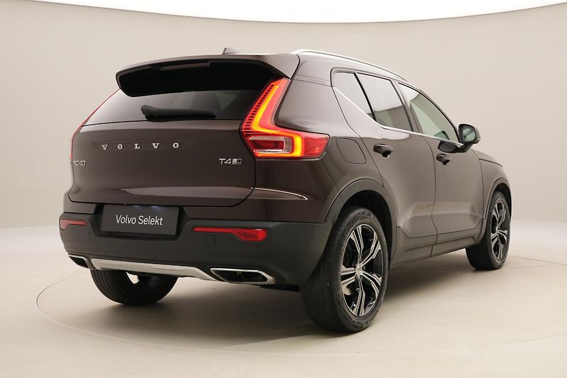 Volvo XC40 T4 AWD INSCRIPTION AUT CZ - fotka 13 z 47