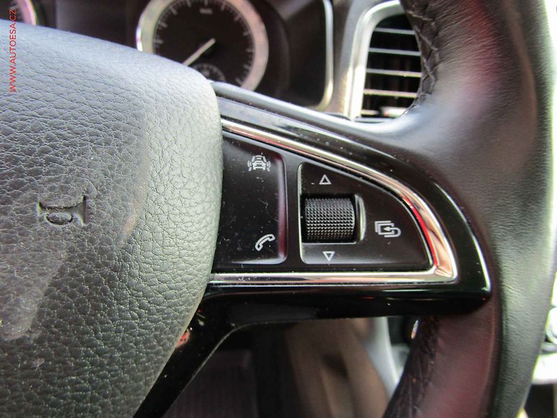Škoda Karoq (2018) 2.0TDi 4x4, ČR, DSG, navi - fotka 16 z 16