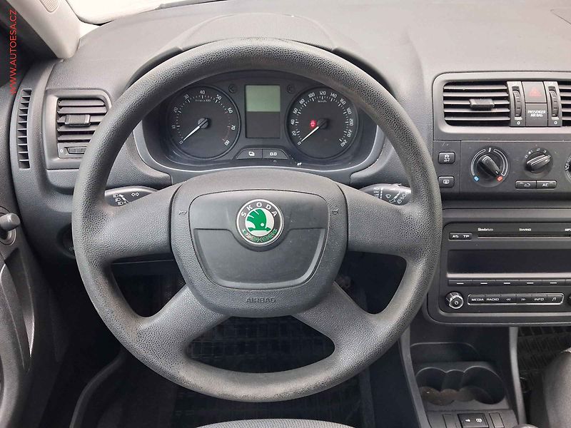 Škoda Fabia (2012) 1.2I, servis.kniha, AC - fotka 11 z 14