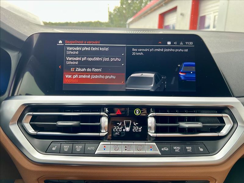 BMW Řada 3 330D xDrive M SPORT záruka - fotka 42 z 57