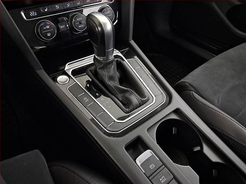 Volkswagen Passat (2018) R-Line 2.0 TDI, Automat, ČR - fotka 13 z 18