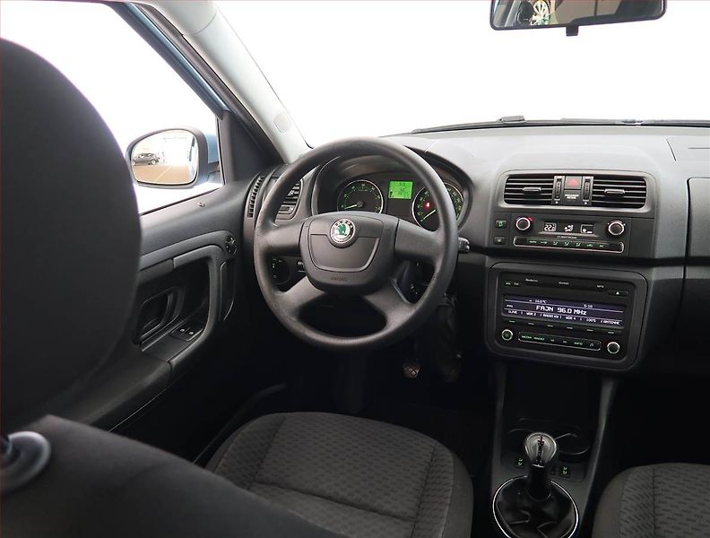 Škoda Roomster (2012) 1.2 TSI, Serv.kniha - fotka 7 z 19