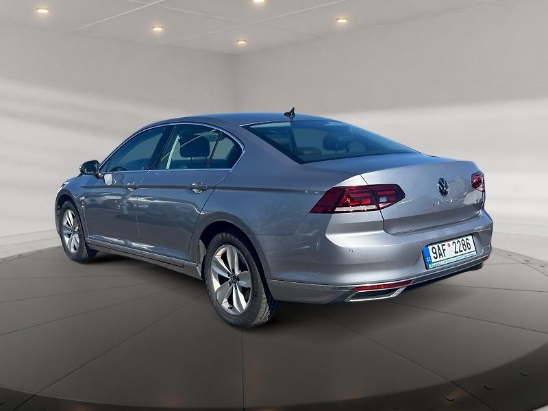 Volkswagen Passat (2022) ELEGANCE 2.0TDI 110kW CZ DPH - fotka 4 z 11