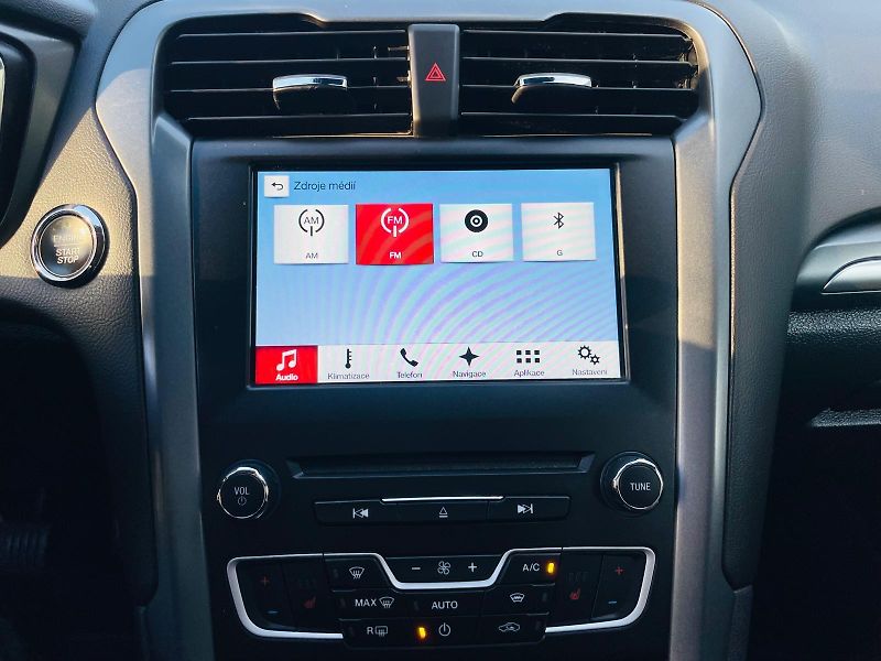 Ford Mondeo 2.0TDCi MAN VÝHŘEV SENZORY LED - fotka 34 z 46