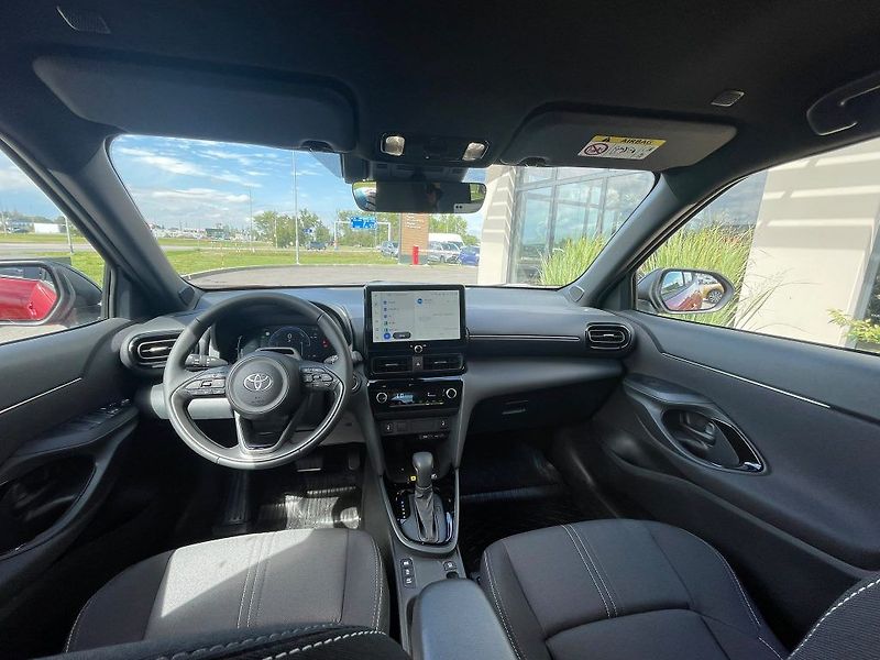 Toyota Yaris Cross 1.5 Hybrid 130k FWD Style - fotka 24 z 27