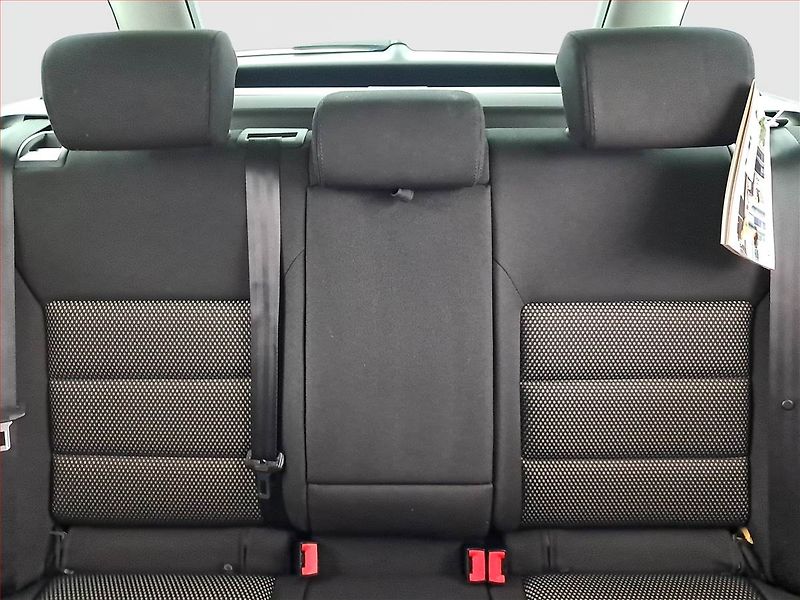 Škoda Octavia (2011) Scout 2.0 TDI, 4X4 - fotka 10 z 16