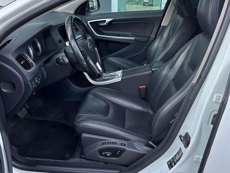 Volvo S60 Sedan - fotka 7 z 28