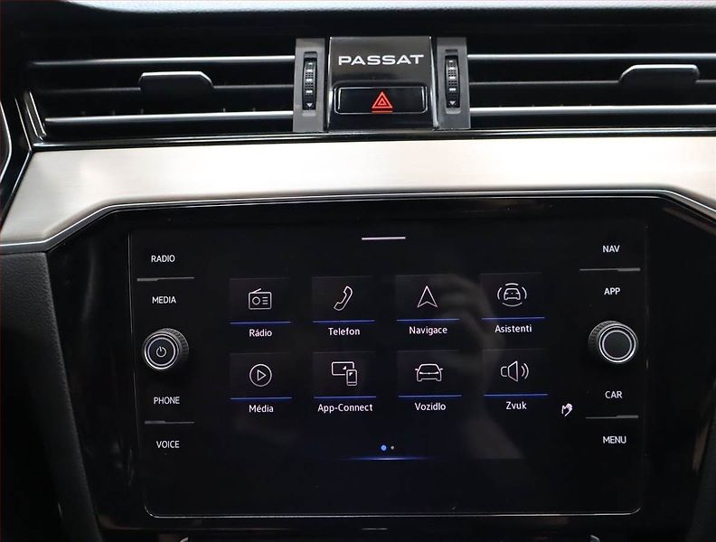 Volkswagen Passat (2019) Alltrack 2.0 TDI - fotka 17 z 26