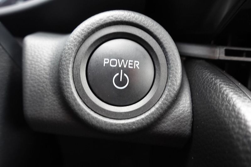 Toyota C-HR 2.0 HEV (4x4) GR SPORT Premier - fotka 28 z 36