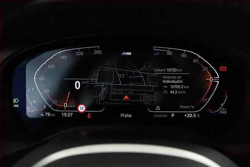 BMW X4 (2024) xDrive20d - fotka 8 z 21