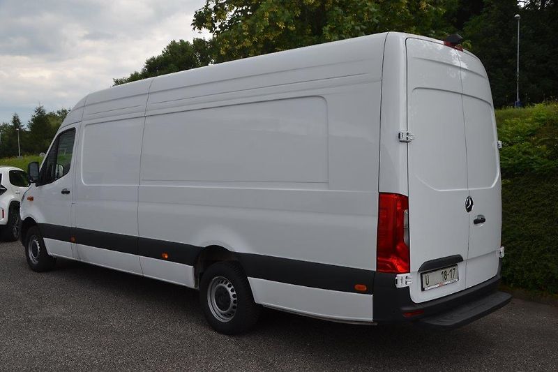 Mercedes-Benz Sprinter 317 XL výbava 22.000 km  - fotka 4 z 33