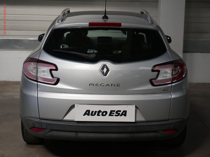 Renault Mégane (2010) 1.9 dCi, Navi, AC - fotka 5 z 18