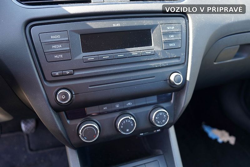 Škoda Octavia 1.2 TSI/90 PS/ČR/1.majitel - fotka 11 z 12