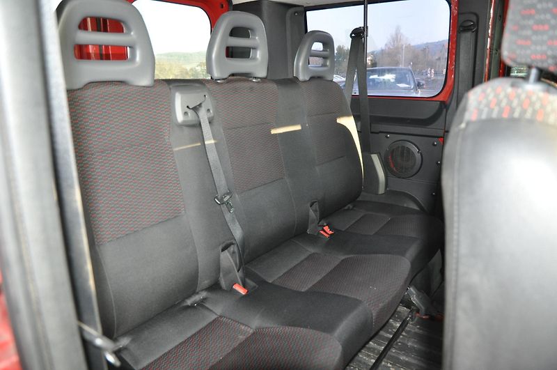 Peugeot Boxer 2.2HDi 96kW BUS 8.míst  - fotka 16 z 18