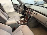 Mercedes-Benz Třídy E (2001) 280I V6 ,150kw, velmi krásný!! - náhled 17