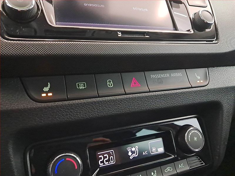 Škoda Fabia (2022) Style 1.0 TSI, Tempomat - fotka 16 z 19