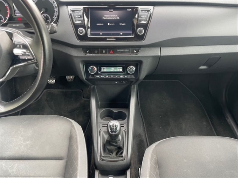 Škoda Fabia 1,0 TSI 70 Ambition - fotka 10 z 11