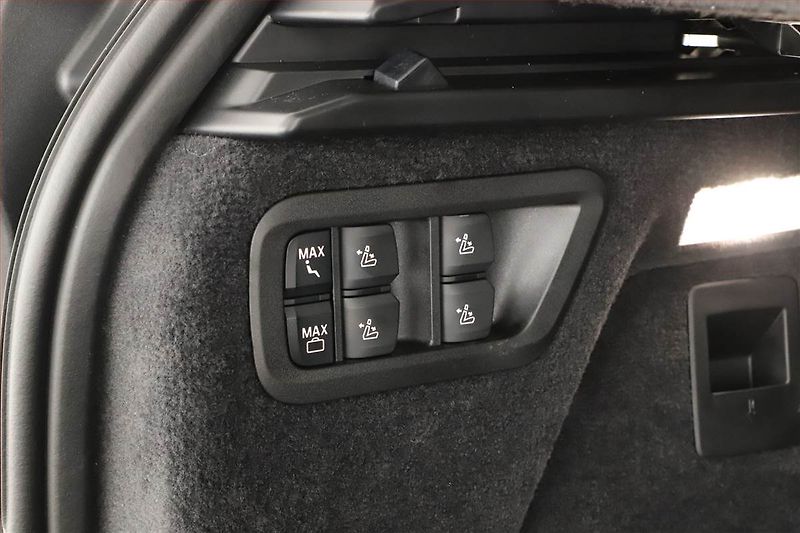 BMW X7 (2025) xDrive40d - fotka 25 z 31