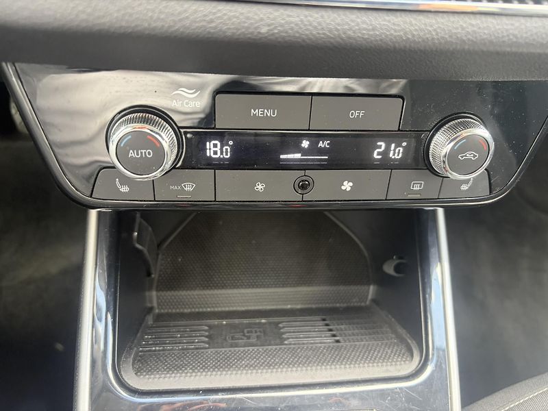 Škoda Fabia 1.0TSi 85kW Top Selection - fotka 15 z 23