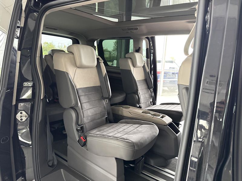 Volkswagen Multivan 2,0TDI DSG L2*STYLE*El.Dveře - fotka 20 z 50