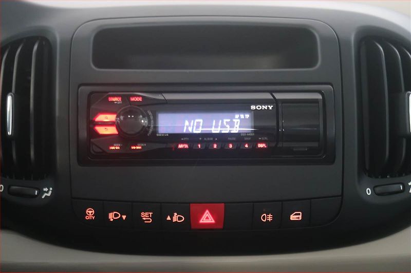 Fiat 500L (2015) 1.4 16V - fotka 12 z 15
