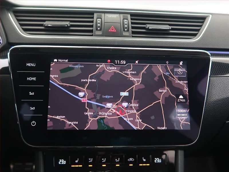 Škoda Superb (2018) Sportline 2.0 TSI, 4X4 - fotka 21 z 24
