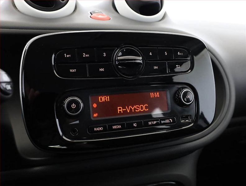 Smart Forfour (2020) EQ, SoH 92%, Automat - fotka 13 z 20