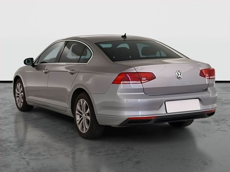 Volkswagen Passat (2019) 1.5 TSI, Tempomat - fotka 4 z 24