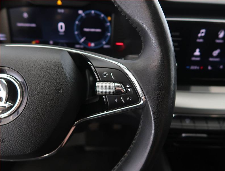 Škoda Octavia (2023) Ambition 2.0 TDI, ČR,1.maj - fotka 20 z 23