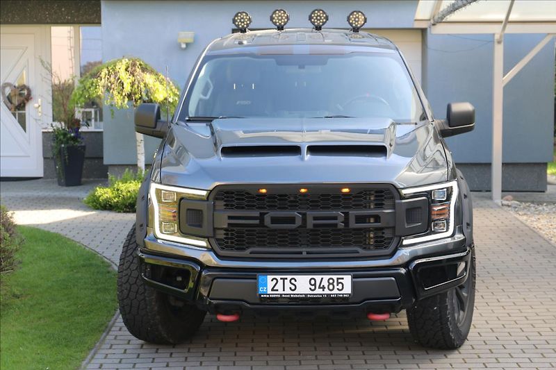 Ford F-150 5,0 V8, hardtop - fotka 6 z 64