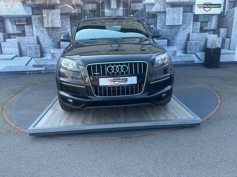 Audi Q7 (2014) 3.0TDi, 180KW, S-LINE, VZDUCH - fotka 2 z 27