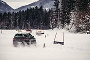 Testování vozů Hyundai s pohonem 4x4 na sněhu a ledu