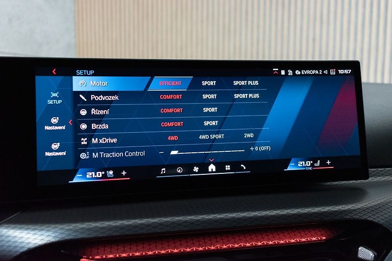 BMW M3 xDrive COMPETITION 390kW - fotka 31 z 52