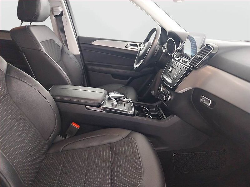 Mercedes-Benz GLE (2016) 350 d - fotka 9 z 24