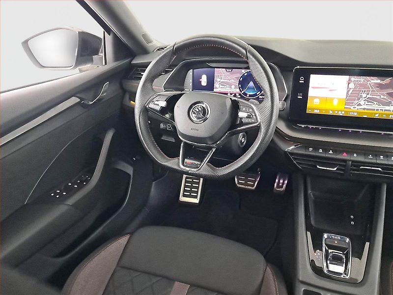 Škoda Octavia (2023) RS 2.0 TDI 4x4 - fotka 7 z 24