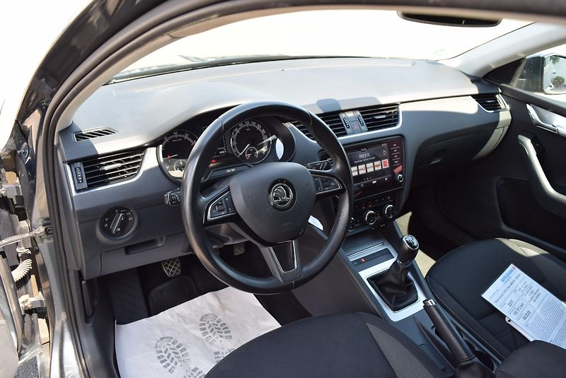 Škoda Octavia (2017) 1.4TSI 110kw AMBITION TAŽ NAVI - fotka 21 z 50