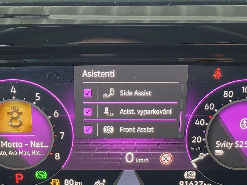 Volkswagen Multivan DSG 2,0 TSi 150 kW Style - fotka 8 z 23